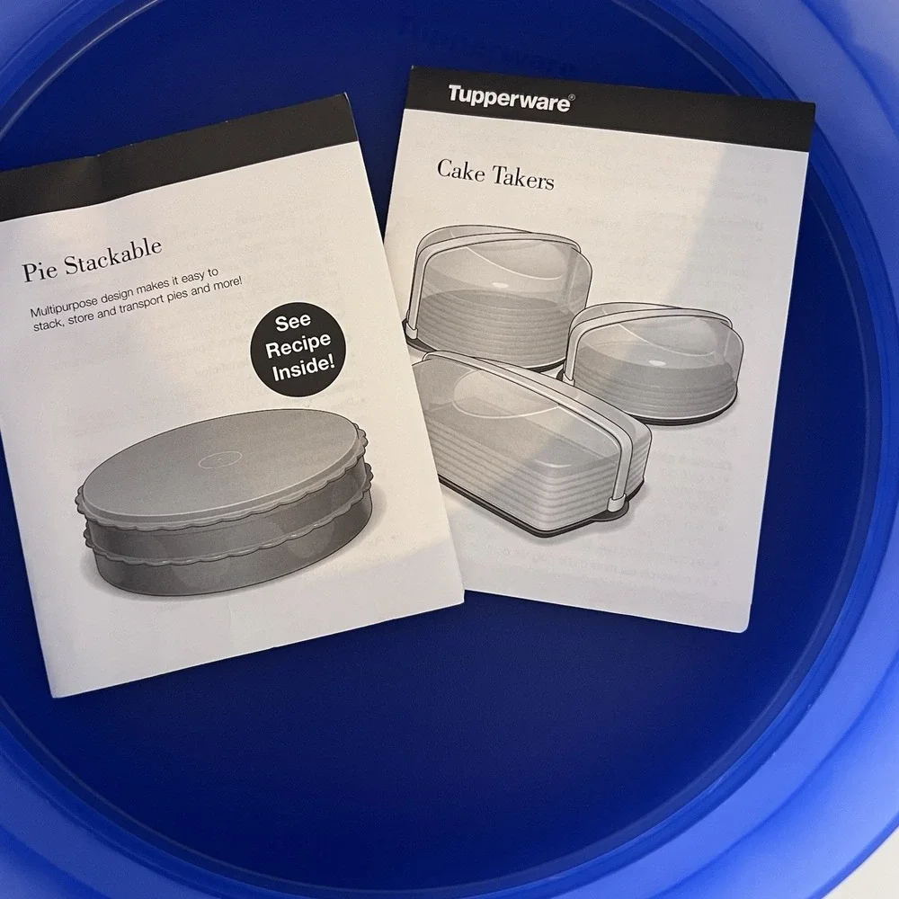 Tupperware 12